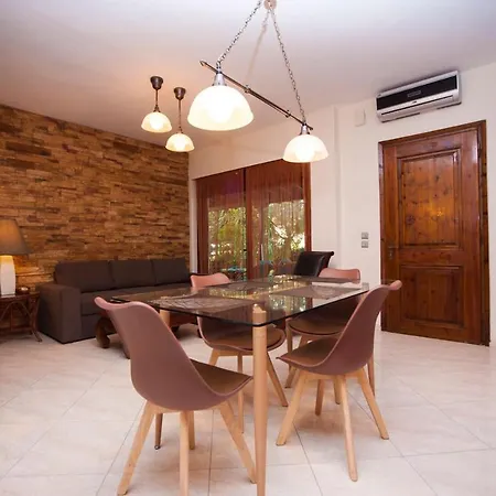 Apartment Beautiful With Exotic Garden At Peukoxori! Pefkochori