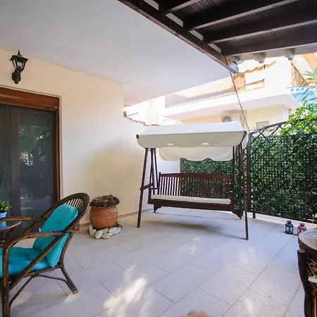 Apartment Beautiful With Exotic Garden At Peukoxori! Pefkochori